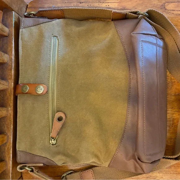 TSD Brand Canvas & Leather Crossbody Bag Olive/Brown, Earth & Style Collection - Picture 5 of 10